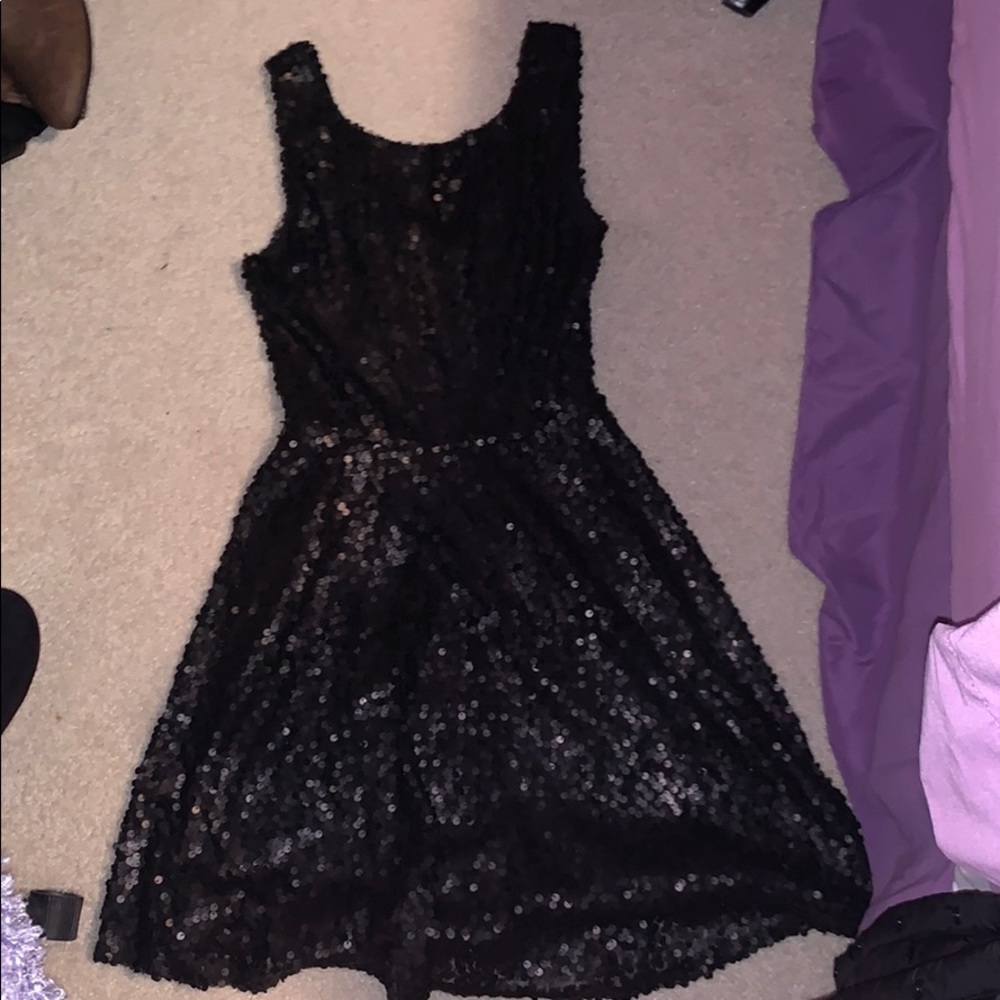 Black sequined dress